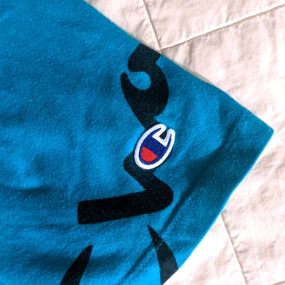 Champion tee - Picture 5 of 6